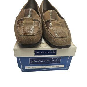 Vintage 1990s Pierre Michel Womens Brown Suede & Patent Leather Heels Size 10B